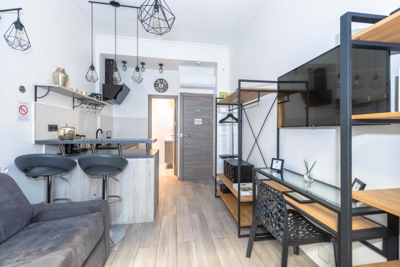 Nice Centre Flat - Modern, Quiet And Brand New المظهر الخارجي الصورة
