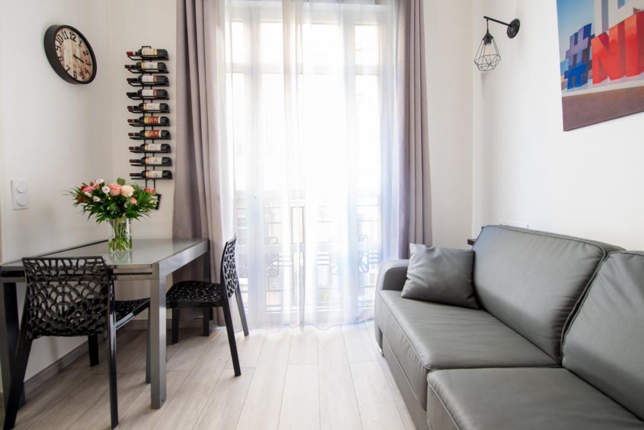 Nice Centre Flat - Modern, Quiet And Brand New المظهر الخارجي الصورة